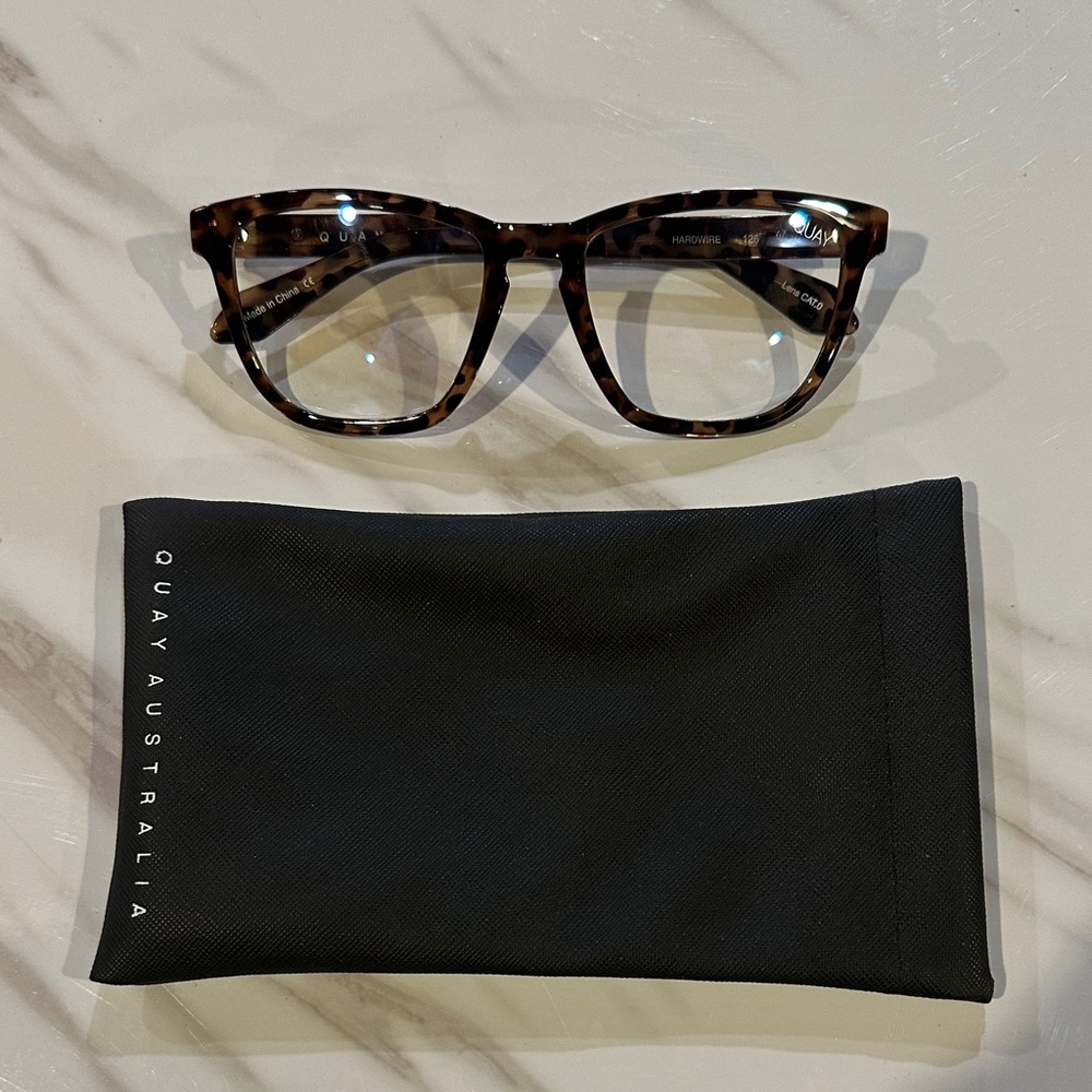 Quay Australia Brown Tortoise Blue Light Glasses